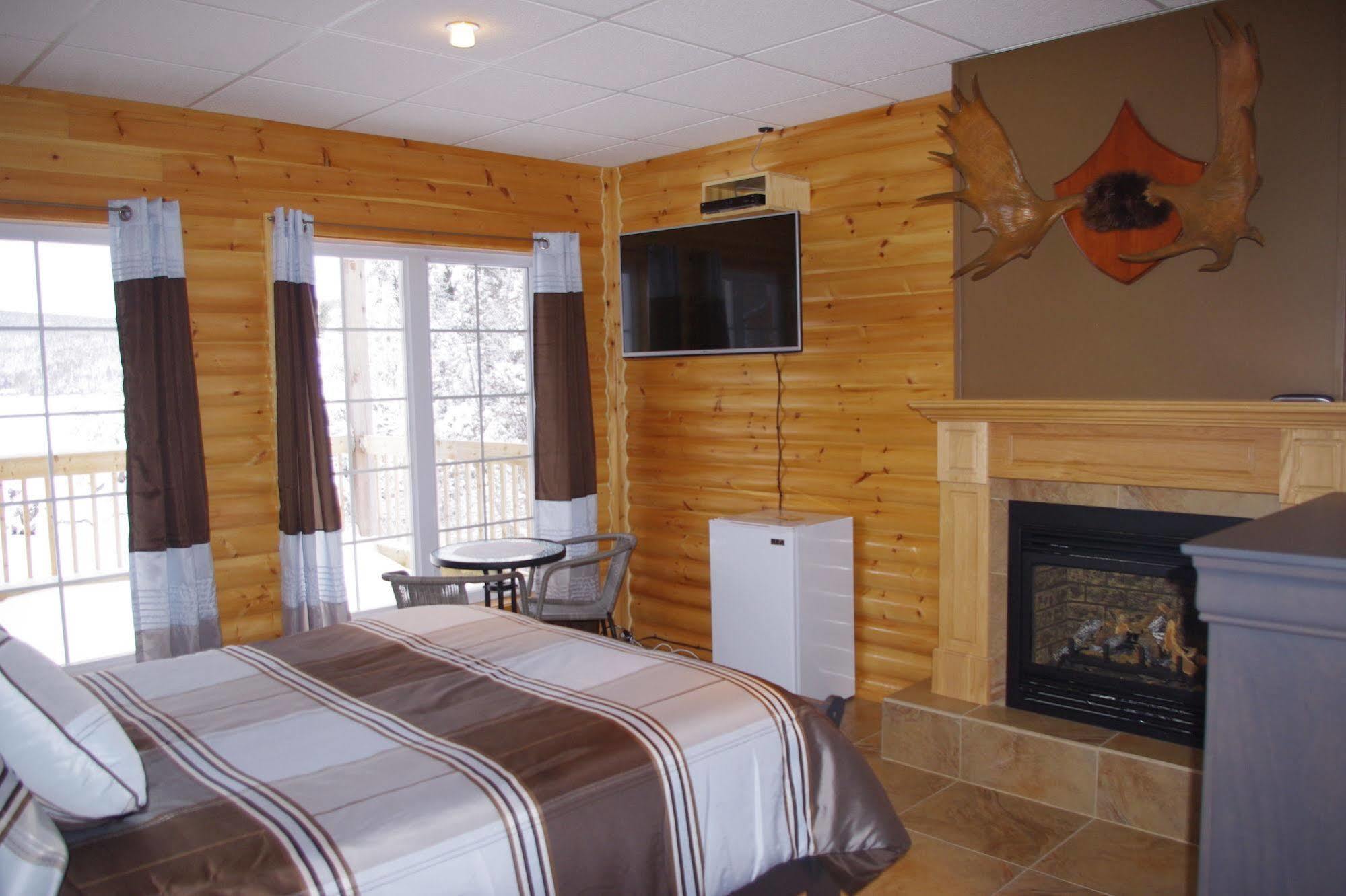Auberge La Taniere تادوساك المظهر الخارجي الصورة