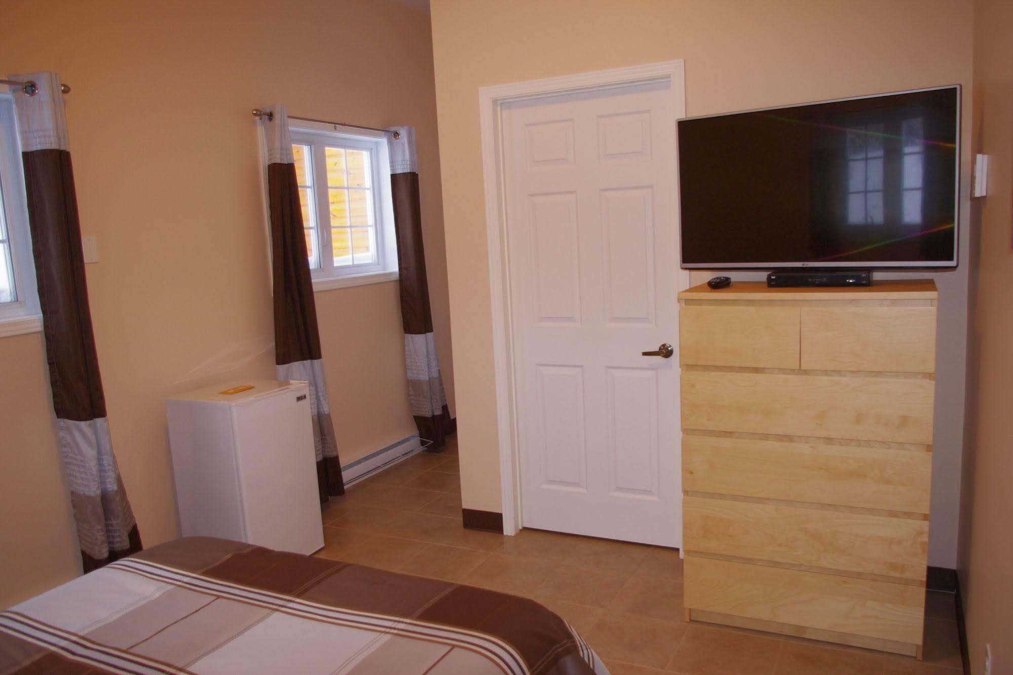 Auberge La Taniere تادوساك المظهر الخارجي الصورة